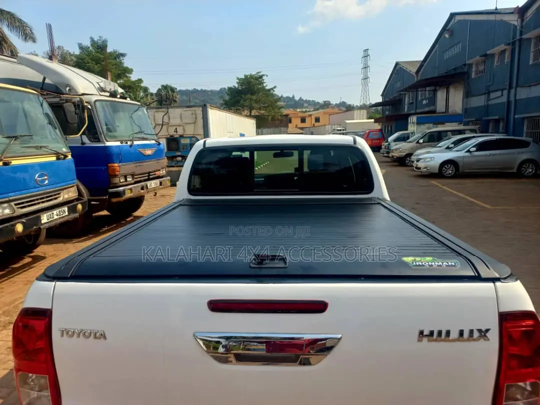 Tonneau sliding cover